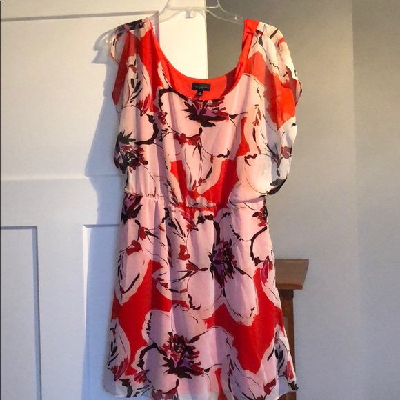 THE LIMITED Spring Dress - Picture 1 of 1